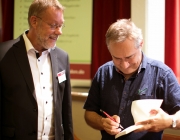 2017 Fachforum: Dr. Richard Müller-Schlotmann - Bereichsleiter der Pflegekinderhilfe Menden mit Ben Furmann
